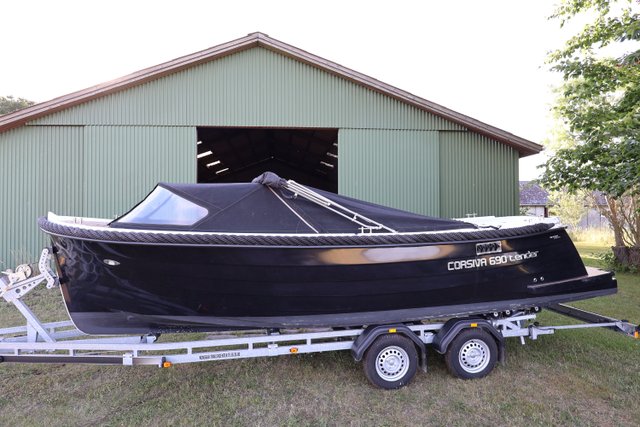 Corsiva 690 Tender 2020 70HK