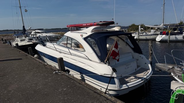 Bavaria 35ht Bavaria 35ht (2006)