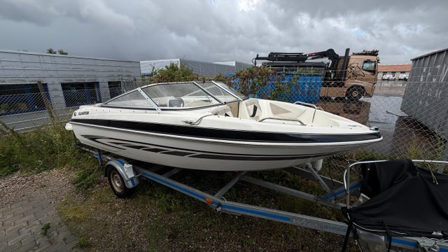 Glastron GT 185, 2007 — bowrider med Volvo Penta 3.0GL