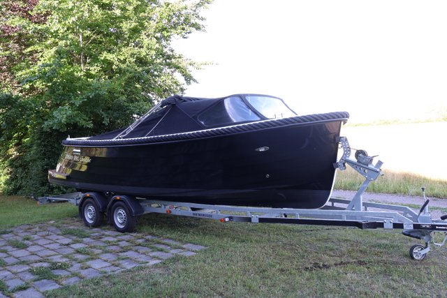 Corsiva 690 Tender 2020 70HK